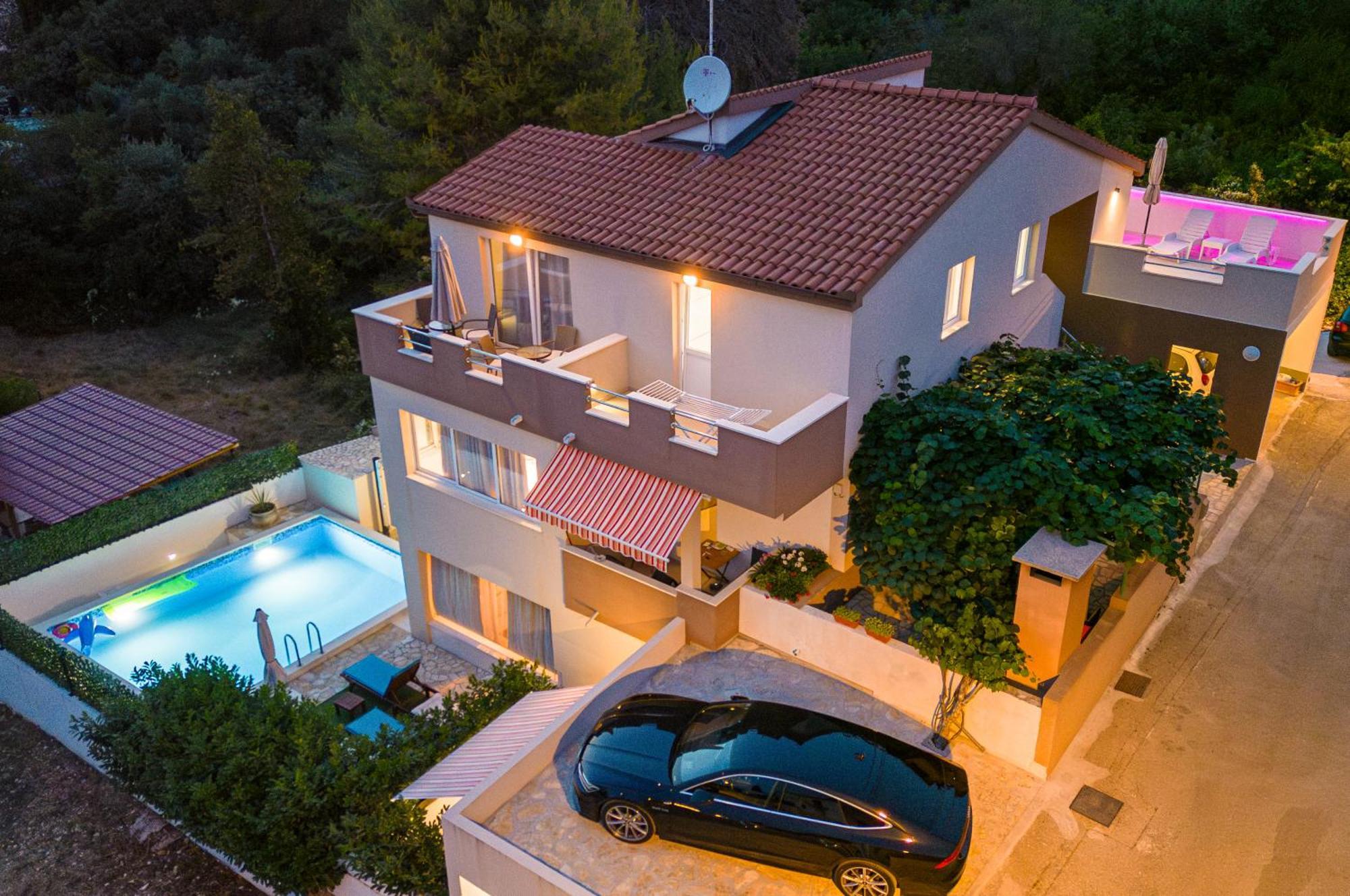 Bruno'S Poolside Apartments - Near Beach Trogir Ngoại thất bức ảnh